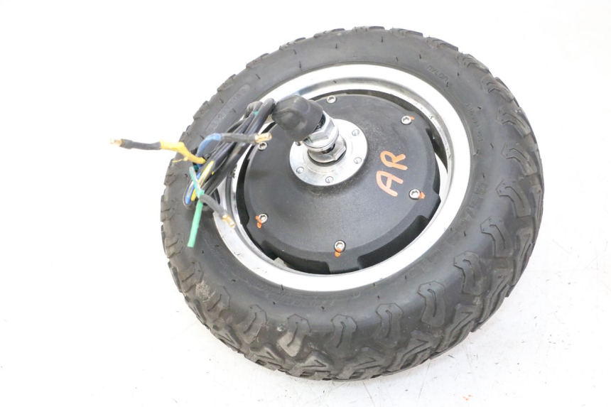 photo de REAR RIM AND TIRE DUALTRON VICTOR LIMITED 1