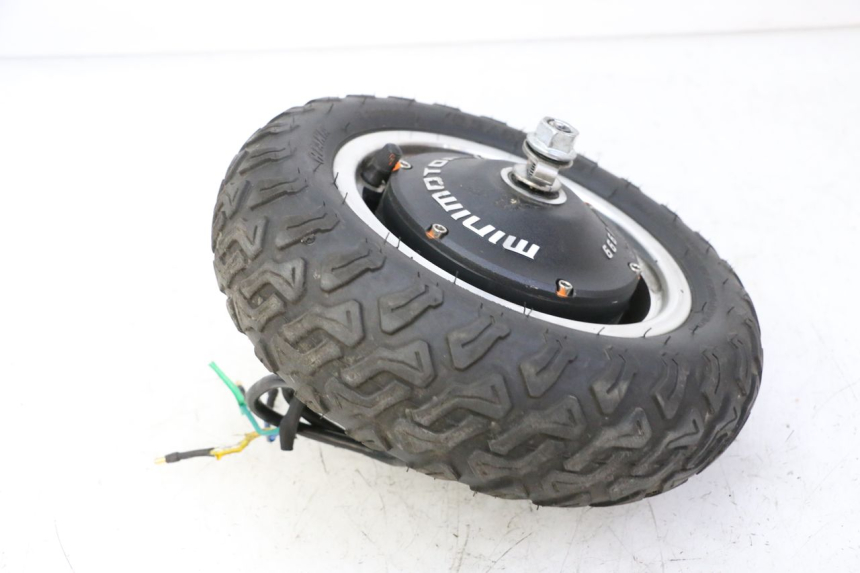 photo de REAR RIM AND TIRE DUALTRON VICTOR LIMITED 1