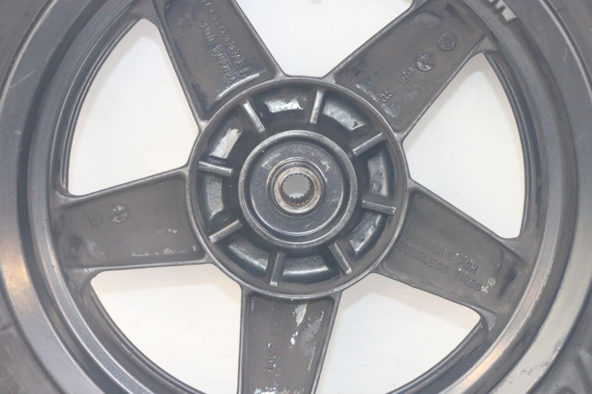 photo de REAR RIM AND TIRE YAMAHA X-MAX XMAX 125 (2010 - 2014)