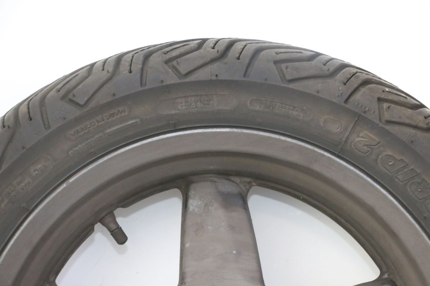 photo de REAR RIM AND TIRE YAMAHA X-MAX XMAX 125 (2010 - 2014)