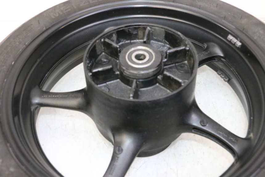 photo de REAR RIM AND TIRE YAMAHA XJ6 ABS 600 (2008 - 2016)
