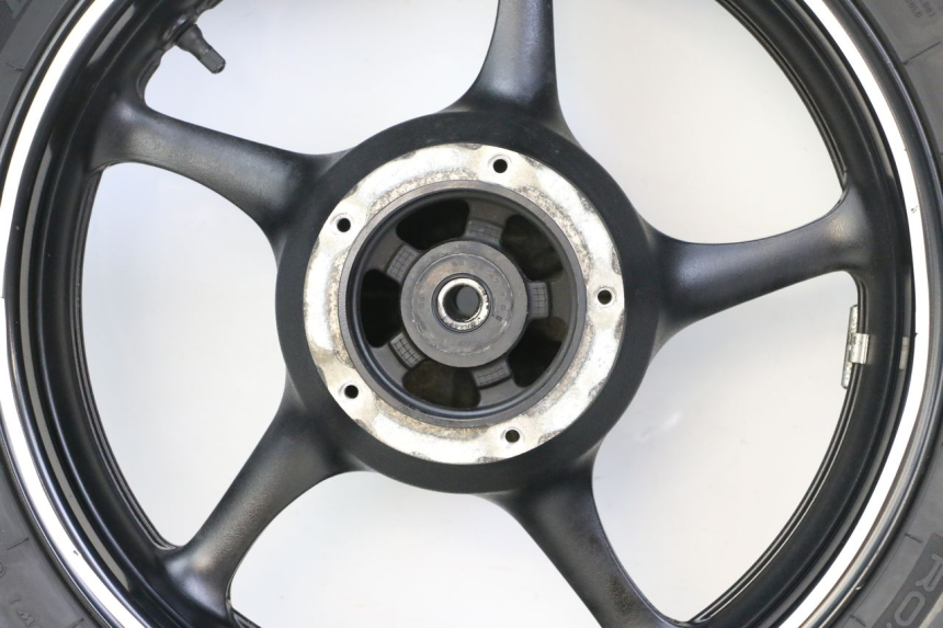 photo de REAR RIM AND TIRE YAMAHA XJ6 600 (2008 - 2016)