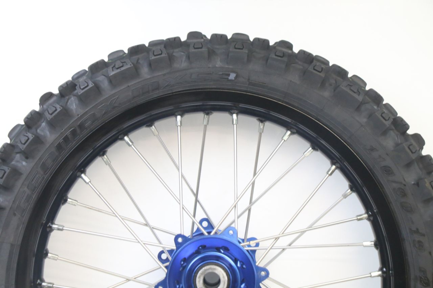 photo de REAR RIM AND TIRE YAMAHA YZ 125 (2006 - 2016)