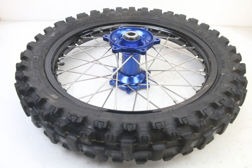 photo de REAR RIM AND TIRE YAMAHA YZ 125 (2006 - 2016)