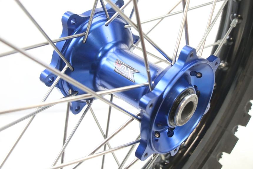photo de REAR RIM AND TIRE YAMAHA YZ 125 (2006 - 2016)