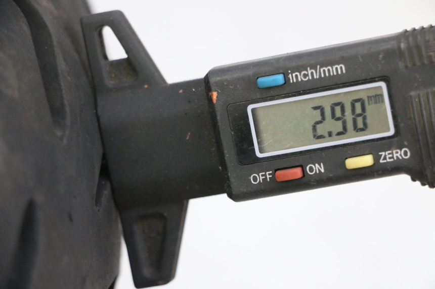 photo de REAR RIM AND TIRE YAMAHA YP MAJESTY 125 (2002 - 2006) - Component detail