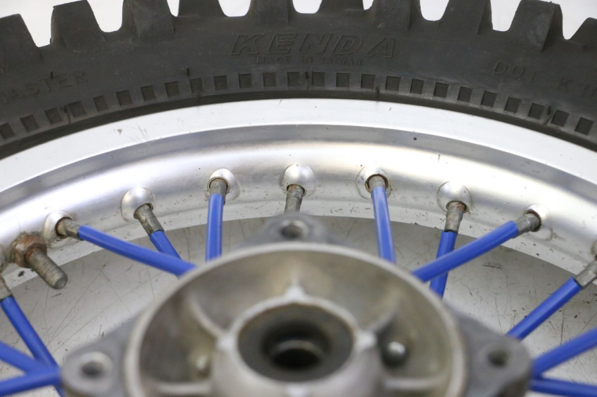 photo de REAR RIM AND TIRE YAMAHA YZ 85 (2002 - 2018)