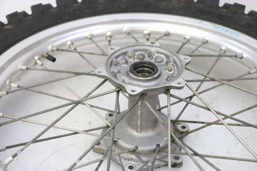 photo de REAR RIM AND TIRE YAMAHA YZF YZ-F 450 (2014 - 2016)