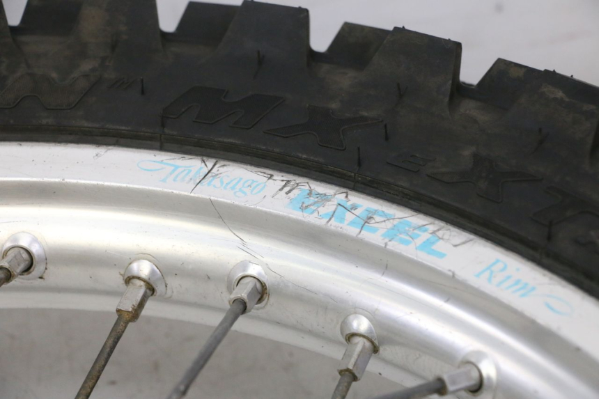 photo de REAR RIM AND TIRE YAMAHA YZF YZ-F 450 (2014 - 2016)