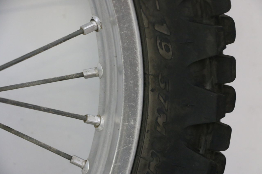 photo de REAR RIM AND TIRE YAMAHA YZF YZ-F 450 (2014 - 2016)