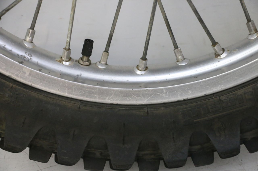 photo de REAR RIM AND TIRE YAMAHA YZF YZ-F 450 (2014 - 2016)