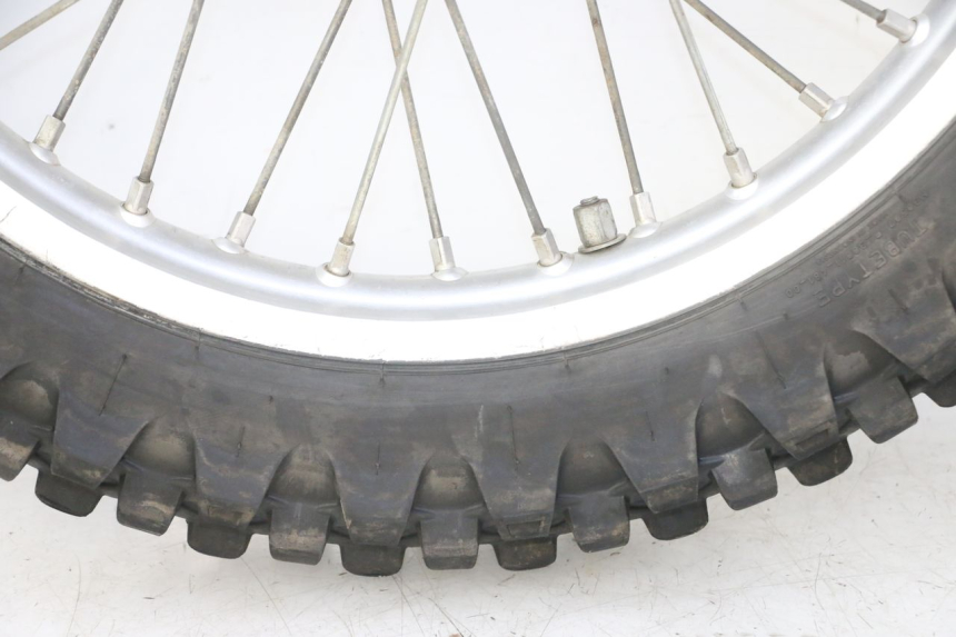 photo de REAR RIM AND TIRE YAMAHA YZF YZ-F 450 (2014 - 2016)