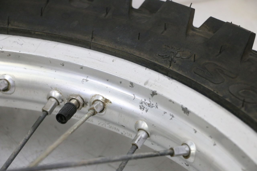 photo de REAR RIM AND TIRE YAMAHA YZF YZ-F 450 (2014 - 2016)