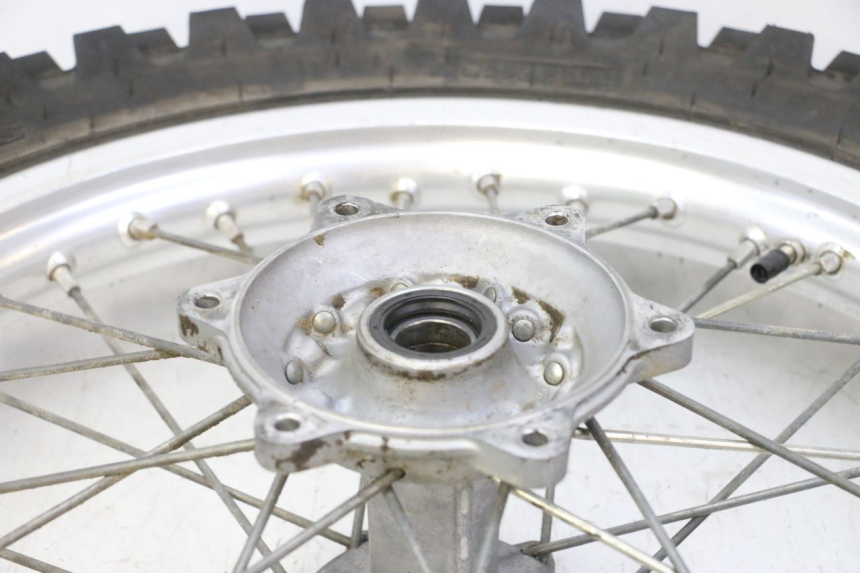 photo de REAR RIM AND TIRE YAMAHA YZF YZ-F 450 (2014 - 2016)