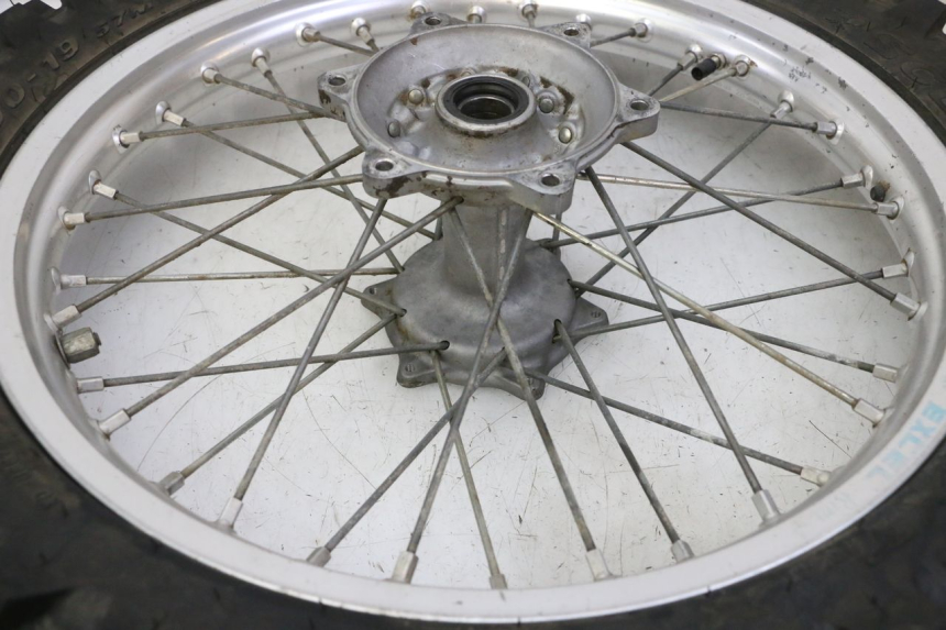 photo de REAR RIM AND TIRE YAMAHA YZF YZ-F 450 (2014 - 2016)