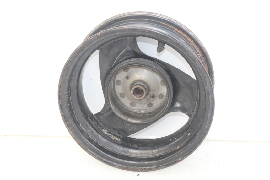 photo de REAR WHEEL RIM PGO BIG MAX 50 (2001 - 2009) - Zoom on usage condition