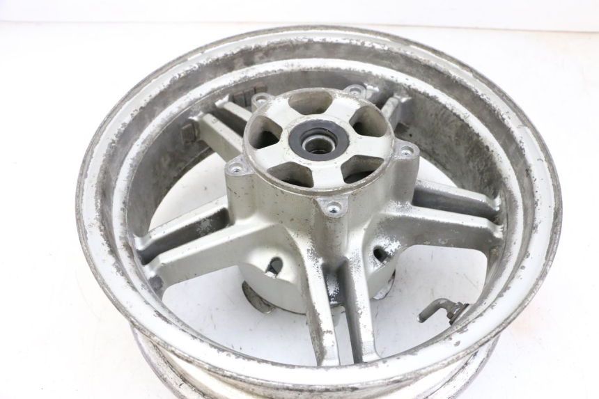 photo de REAR RIM SUZUKI BURGMAN EXECUTIVE ABS 650 (2006 - 2012) - High-resolution close-up