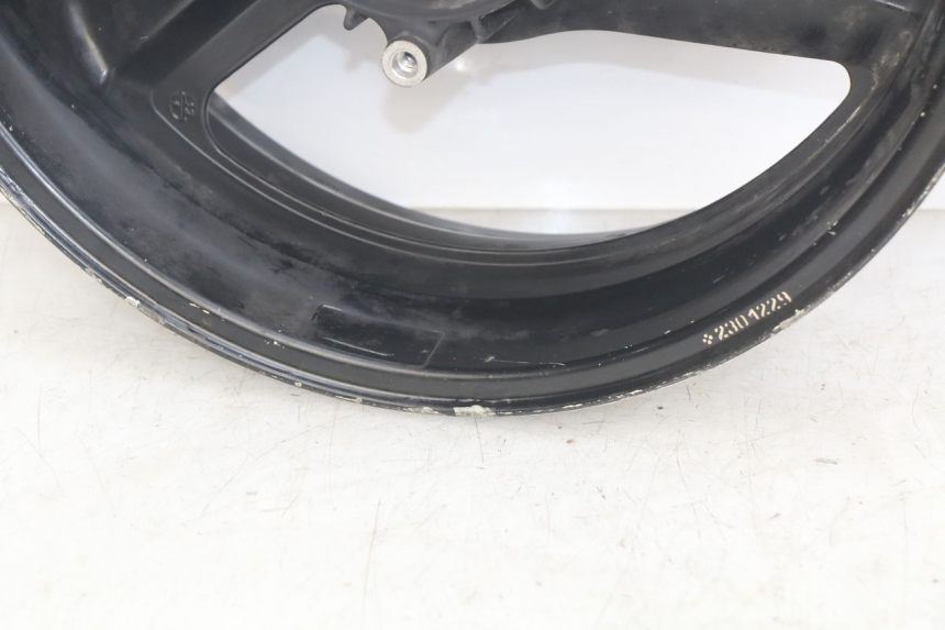 photo de REAR WHEEL RIM HONDA CBR F SC25 1000 (1989 - 1992)