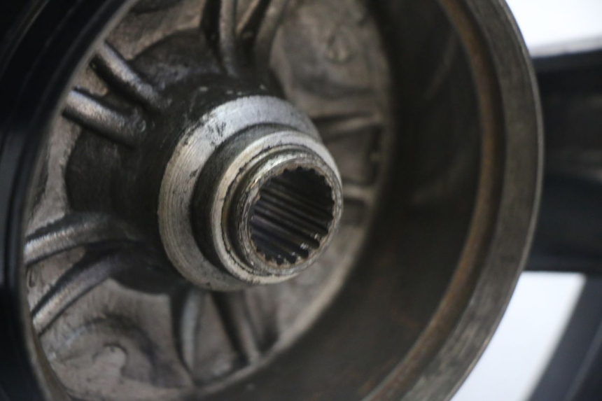 photo de REAR WHEEL RIM SYM CROX 4T 50 (2016 - 2023)