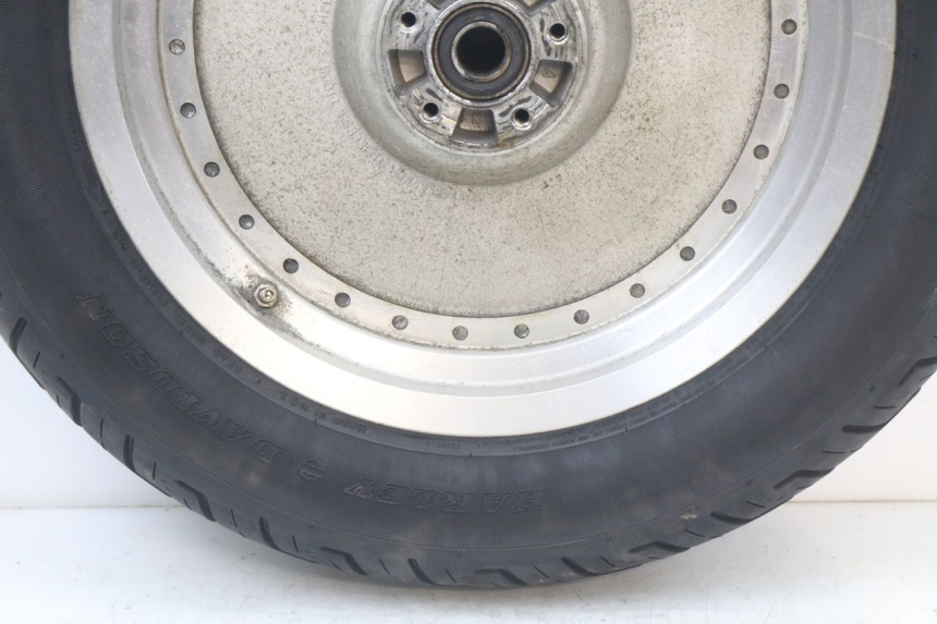 photo de REAR RIM HARLEY DAVIDSON SPORTSTER XL CUSTOM 883 (1999 - 2006)