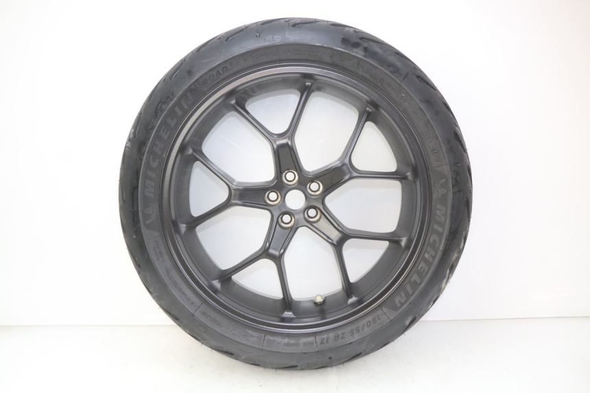 photo de REAR WHEEL RIM HONDA CB R 1000 (2018 - 2023)