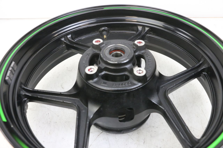 photo de REAR WHEEL RIM KAWASAKI VERSYS ABS 650 (2015 - 2018)