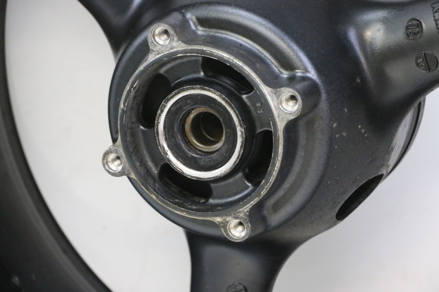 photo de REAR WHEEL RIM KAWASAKI ZR7 ZR-7 S 750 (1999 - 2004)