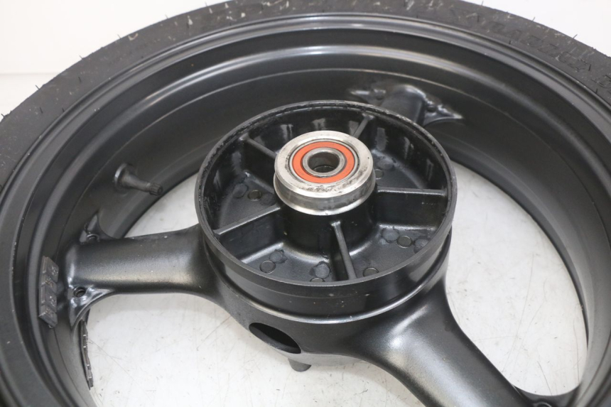 photo de REAR WHEEL RIM KAWASAKI ZX-6R ZX6R 600 (1995 - 1997)