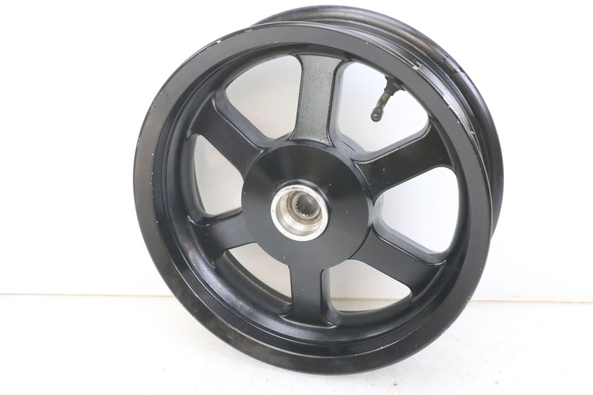 photo de REAR WHEEL KEEWAY RY6 2T 50 (2011 - 2019)