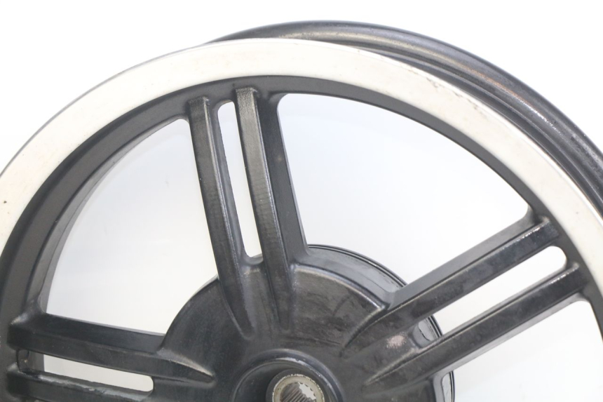 photo de REAR WHEEL RIM KYMCO AGILITY 16+ 4T 50 (2018 - 2023)