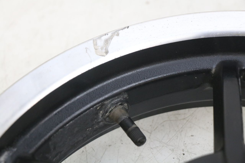 photo de REAR WHEEL RIM KYMCO AGILITY 16+ 4T 50 (2018 - 2023)