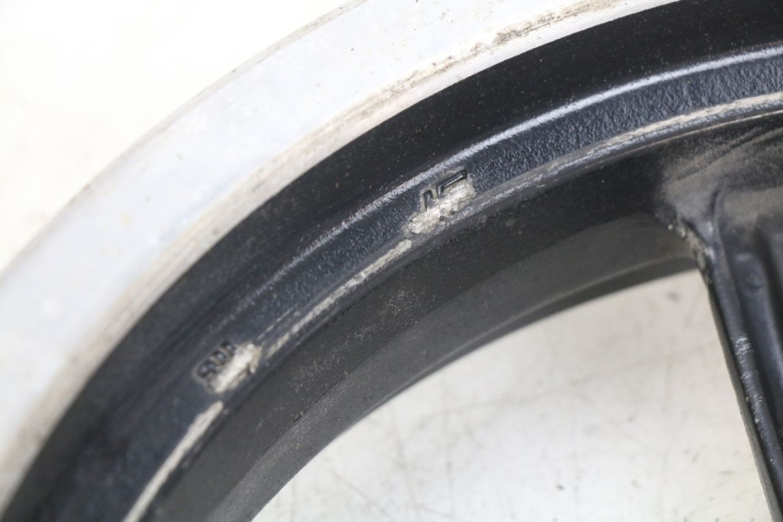 photo de REAR WHEEL RIM KYMCO AGILITY 16+ 4T 50 (2018 - 2023)