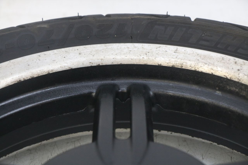 photo de REAR WHEEL RIM KYMCO AGILITY 16+ 4T 50 (2018 - 2023)