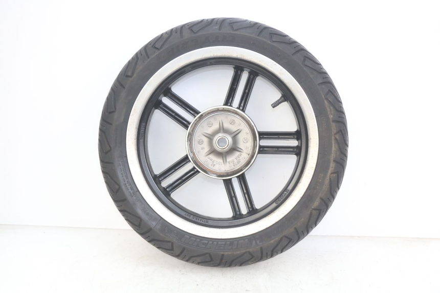 photo de REAR WHEEL RIM KYMCO AGILITY 16+ 4T 50 (2018 - 2023)