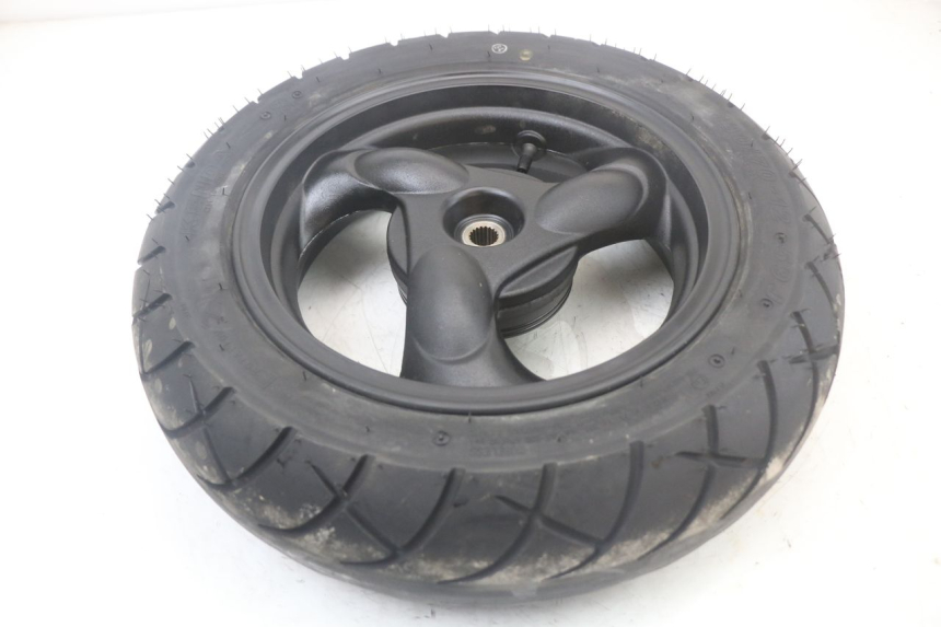 photo de REAR WHEEL RIM KYMCO AGILITY 4T 50 (2018 - 2022)