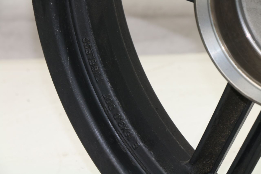 photo de REAR WHEEL RIM KYMCO AGILITY CITY 2T 50 (2008 - 2016)