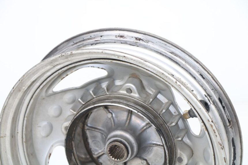 photo de REAR RIM KYMCO AGILITY PREMIUM 50 (2007 - 2010)