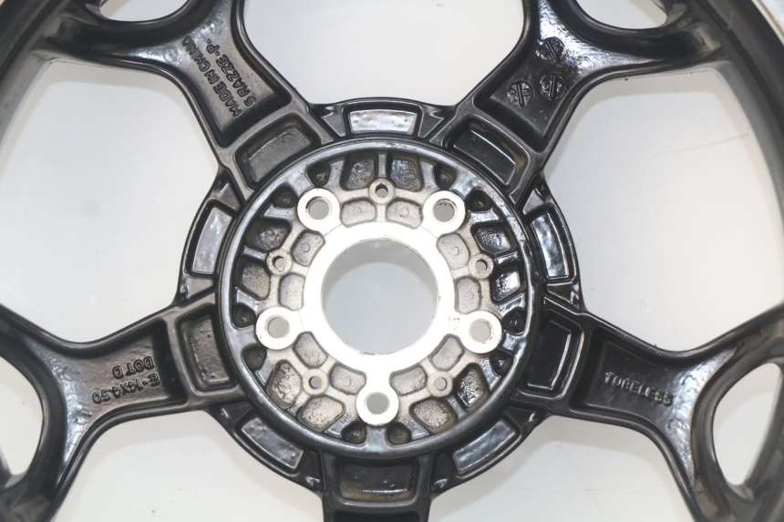 photo de REAR WHEEL RIM PIAGGIO MP3 500 (2014 - 2016)