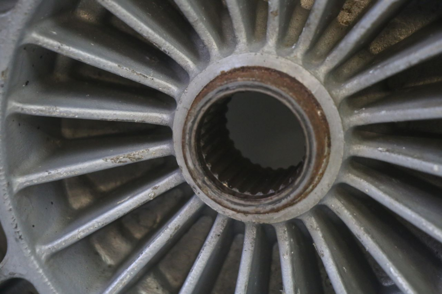 photo de REAR RIM PIAGGIO MP3 RL 250 (2007 - 2010) - Distinctive features