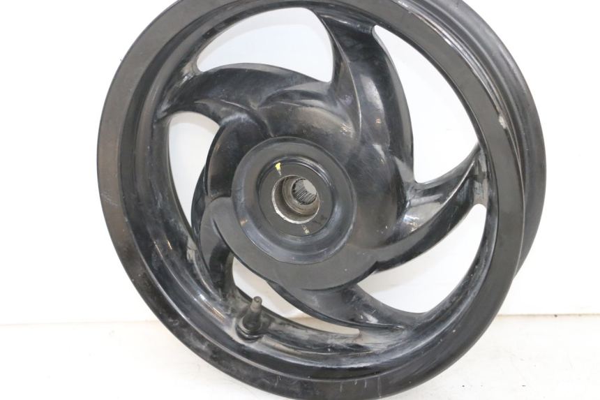 photo de REAR WHEEL RIM PIAGGIO NEW TYPHOON 50 (2018 - 2021) - Product overview