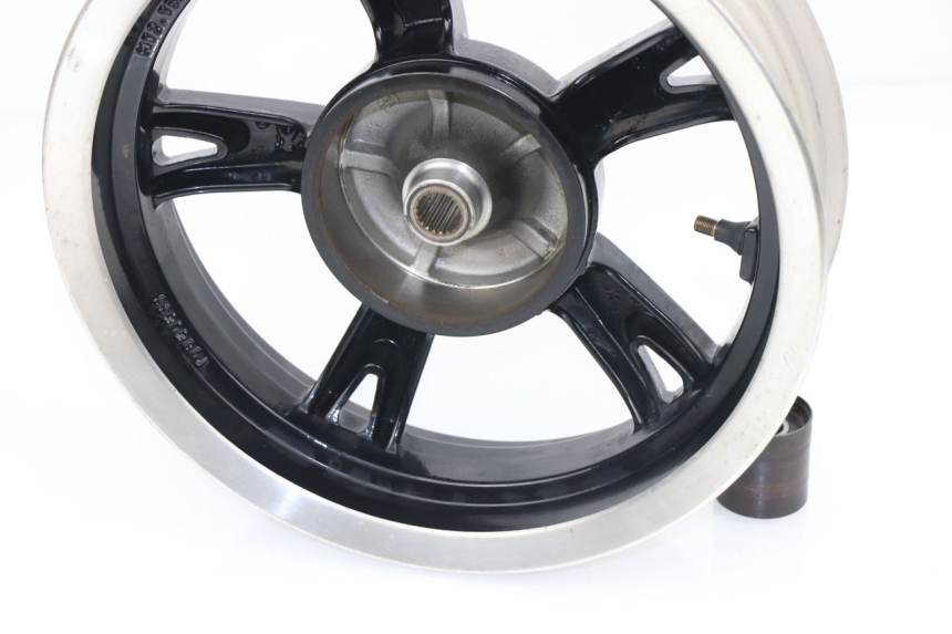 photo de REAR WHEEL RIM PEUGEOT KISBEE 4T 50 (2010 - 2017)