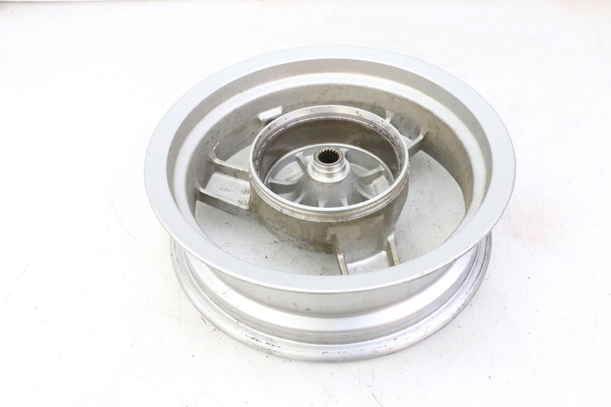 photo de REAR RIM PEUGEOT VIVACITY 125 (2010 - 2017)