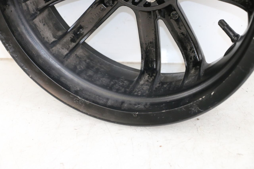 photo de REAR WHEEL RIM PIAGGIO MP3 500 (2011 - 2015)