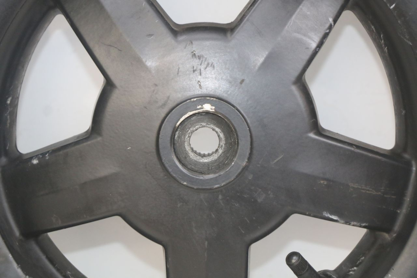 photo de REAR WHEEL RIM PIAGGIO VESPA S 2T 50 (2007 - 2014)