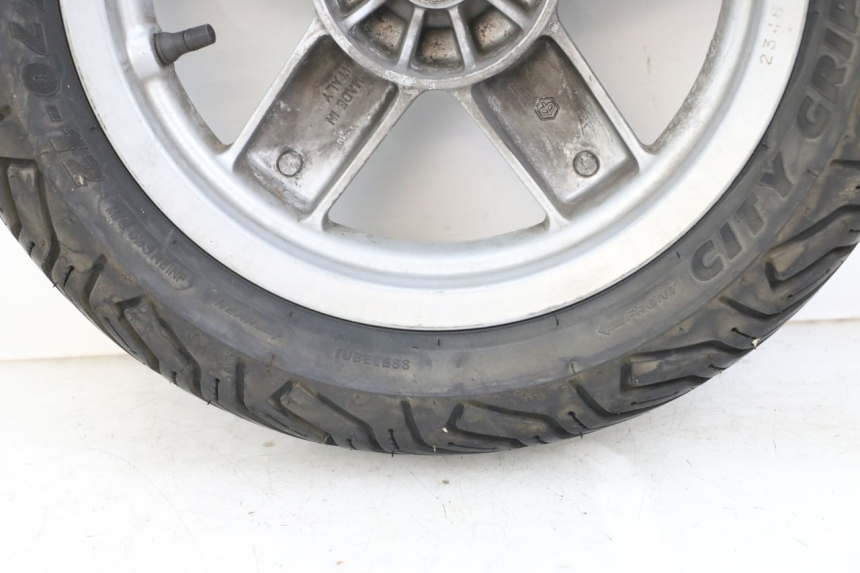 photo de REAR WHEEL RIM PIAGGIO X8 125 (2004 - 2007)