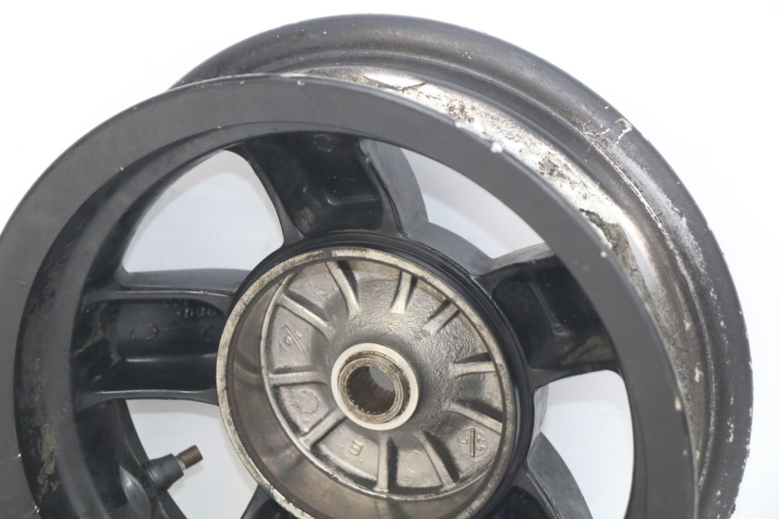 photo de REAR WHEEL RIM PIAGGIO ZIP 2T 50 (2009 - 2019)