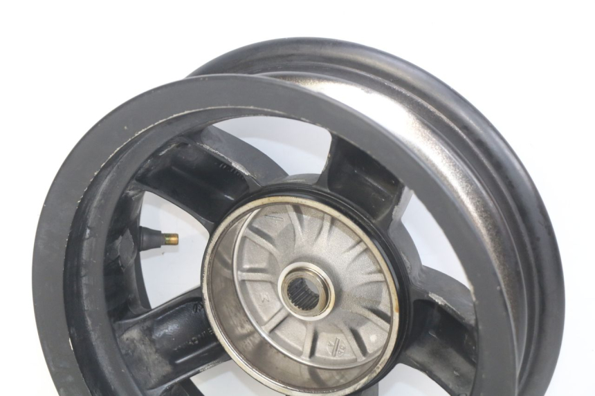 photo de REAR WHEEL RIM PIAGGIO ZIP 2T 50 (2009 - 2019)