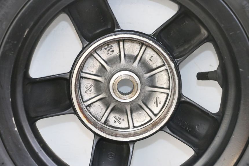 photo de REAR WHEEL RIM PIAGGIO ZIP 2T 50 (2009 - 2019)