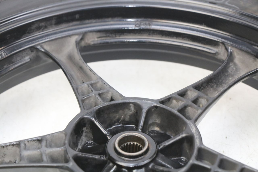 photo de REAR WHEEL RIM SUZUKI SIXTEEN 125 (2008 - 2010)