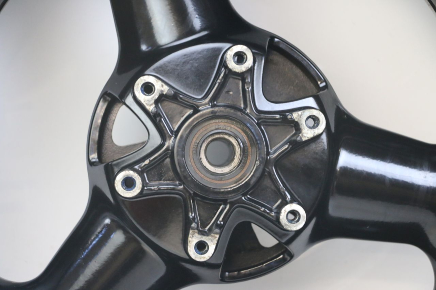 photo de REAR WHEEL RIM TRIUMPH SPEED TRIPLE T301 900 (1994 - 1996)